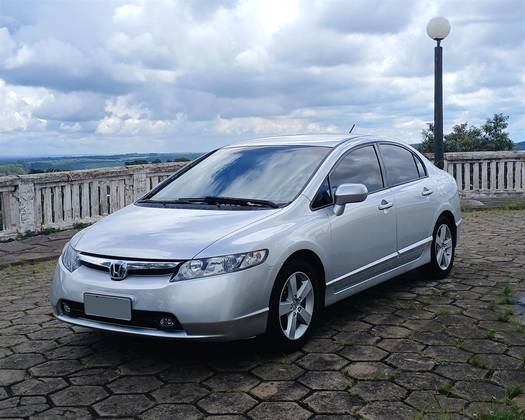 HONDA CIVIC 1.8 LXS 16V FLEX 4P AUTOMÁTICO